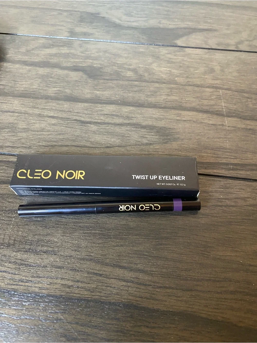 CLEO NOIR Twist Up Mechanical Eyeliner